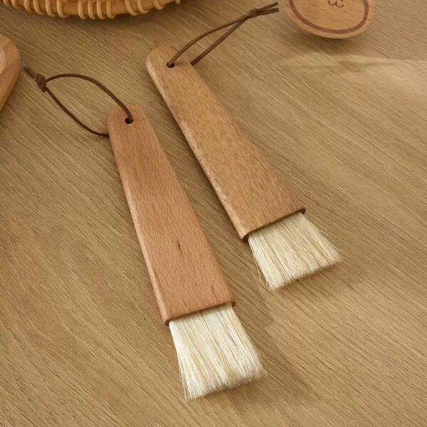 Pastry Brushes with Natural Bristles and Wooden Handle